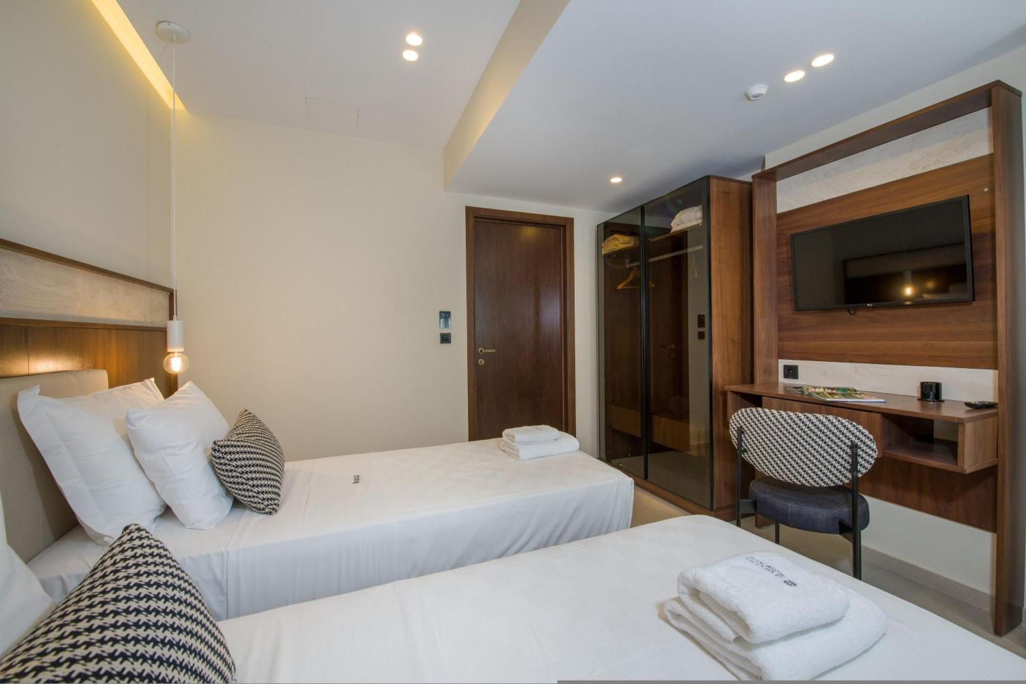 Almi-Cove Hilltop Villas Almirida Esterno foto