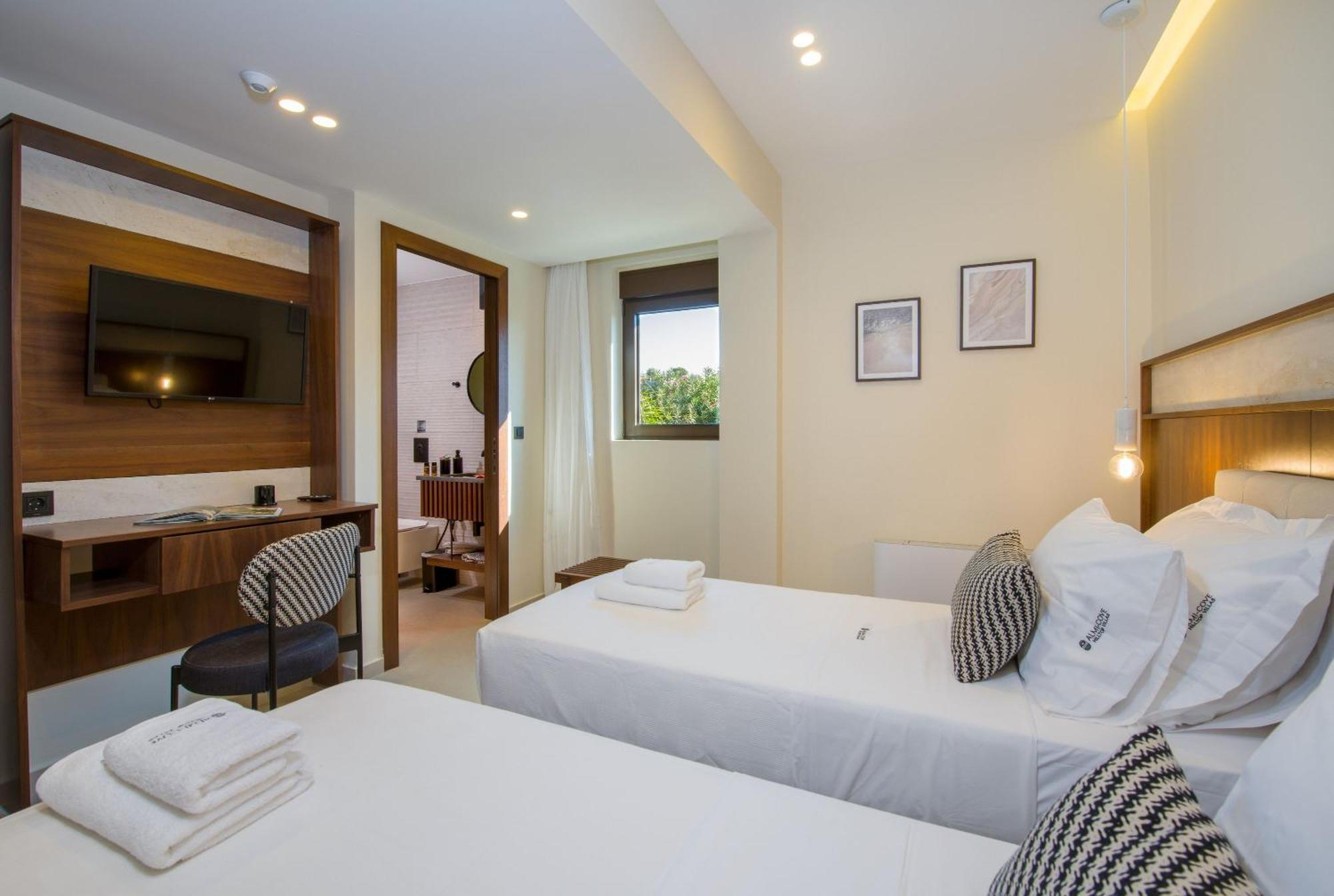 Almi-Cove Hilltop Villas Almirida Esterno foto