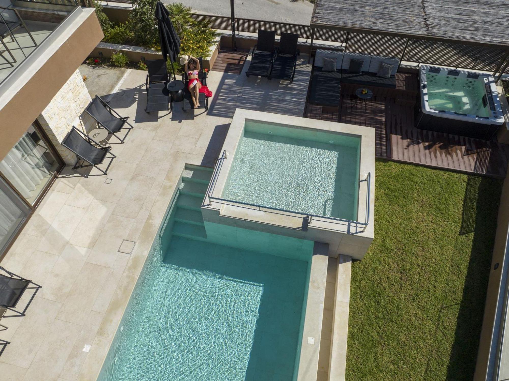 Almi-Cove Hilltop Villas Almirida Esterno foto