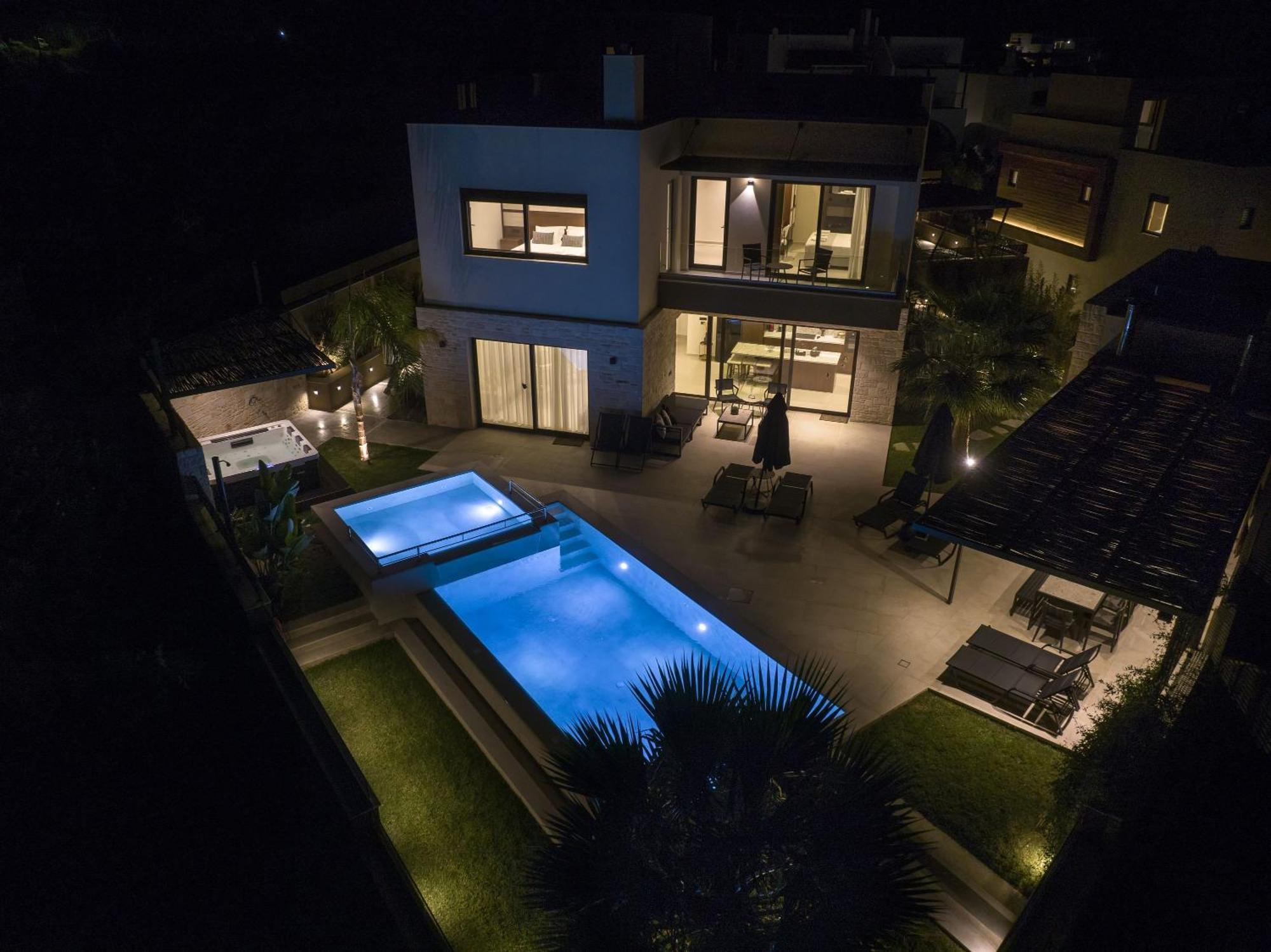 Almi-Cove Hilltop Villas Almirida Esterno foto